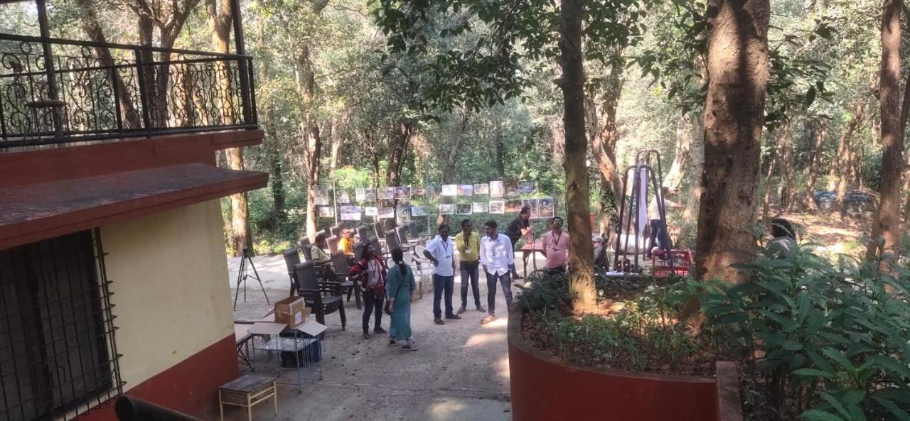 Hotel Hilltone- Matheran Exterior photo